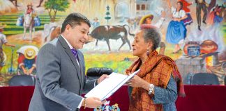 Susana Baca: La medalla que recibo la colocaré junto a los Grammys