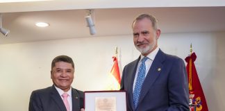 La Municipalidad de Arequipa otorga llaves de la ciudad a Rey de España Felipe VI