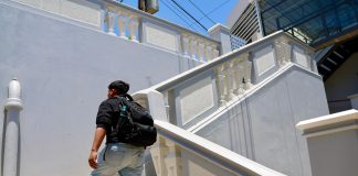 RESTAURAN BARANDAS Y BALUSTRAS EN AV. SALAVERRY