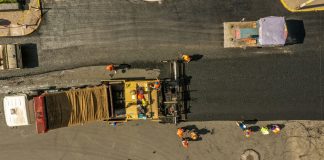 POSTERGAN HASTA EL 2 DE ENERO INICIO DE OBRAS EN AVENIDA LAMBRAMANI
