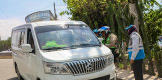 Doce “loncheritas” fueron internadas al depósito por brindar transporte informal