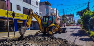 CONTINÚAN TRABAJOS DE ASFALTADO EN AVENIDA RICARDO PALMA
