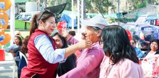Alcaldesa Ruccy Oscco reconoce labor de madres trabajadoras de Gestión Ambiental por el Día de la Madre