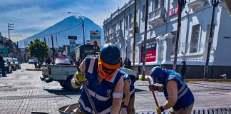 MUNICIPALIDAD DE AREQUIPA CONTINÚA CON TRABAJOS DE PARCHADO EN VÍAS DEL CERCADO